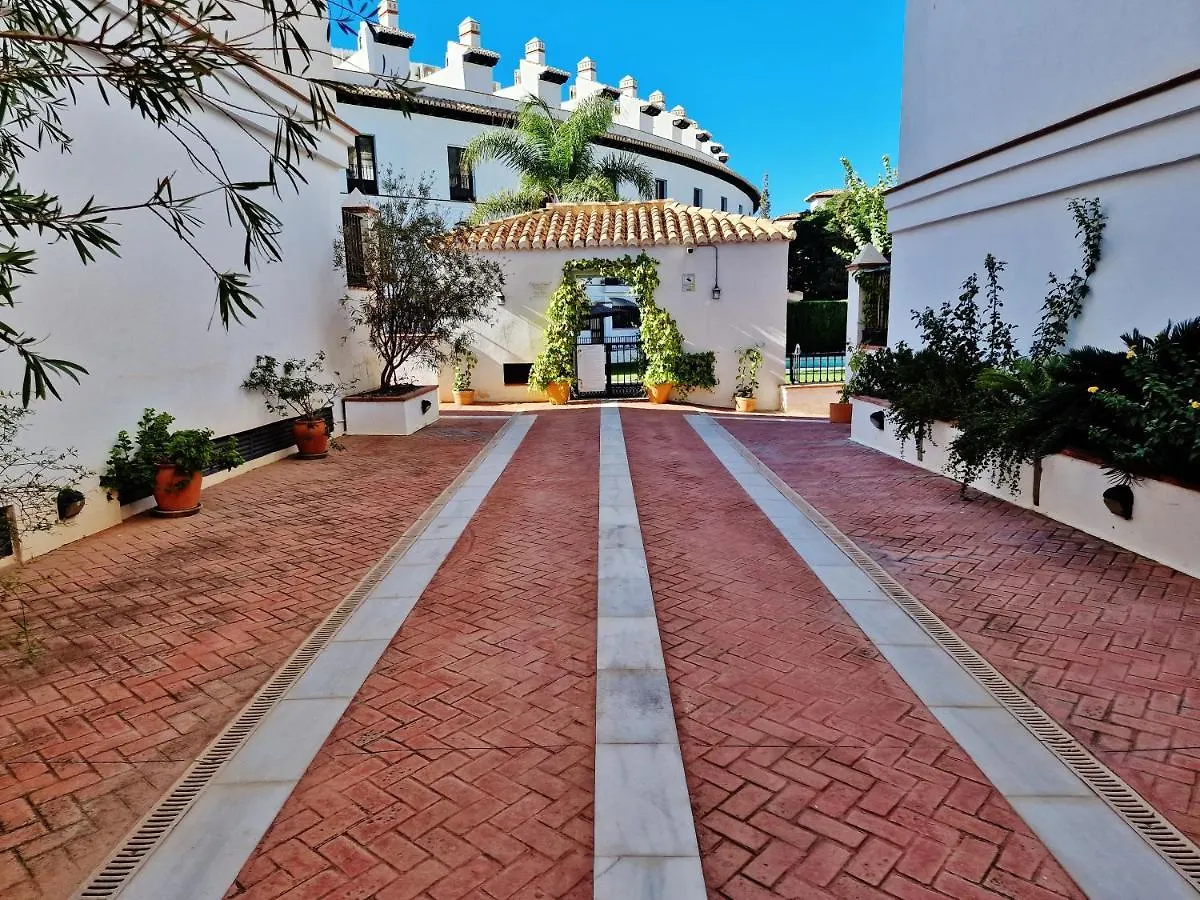 Apartament Velez Nazari Vélez de Benaudalla 0*,